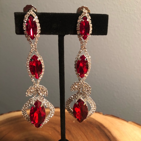 NWT Red Austrian Crystal Earrings in Silvertone - Picture 3 of 8